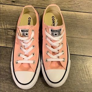 NWOT Converse All Star Chuck Taylor - unisex